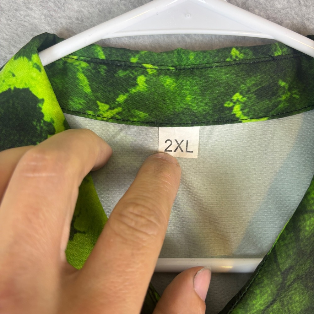 Mens 2XL Neon Green Black Tie Dye Spiral Button Down Shirt Short Sleeve Festival - Picture 2 of 11